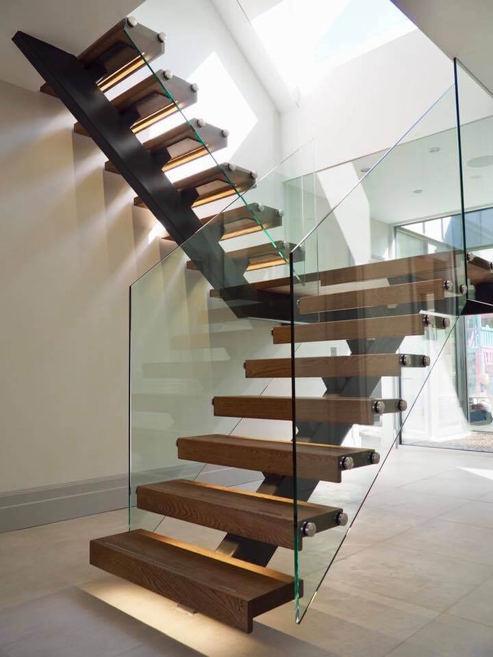 Grey Steel Spine Stairs with Glass Balustrade Staircase Design and
